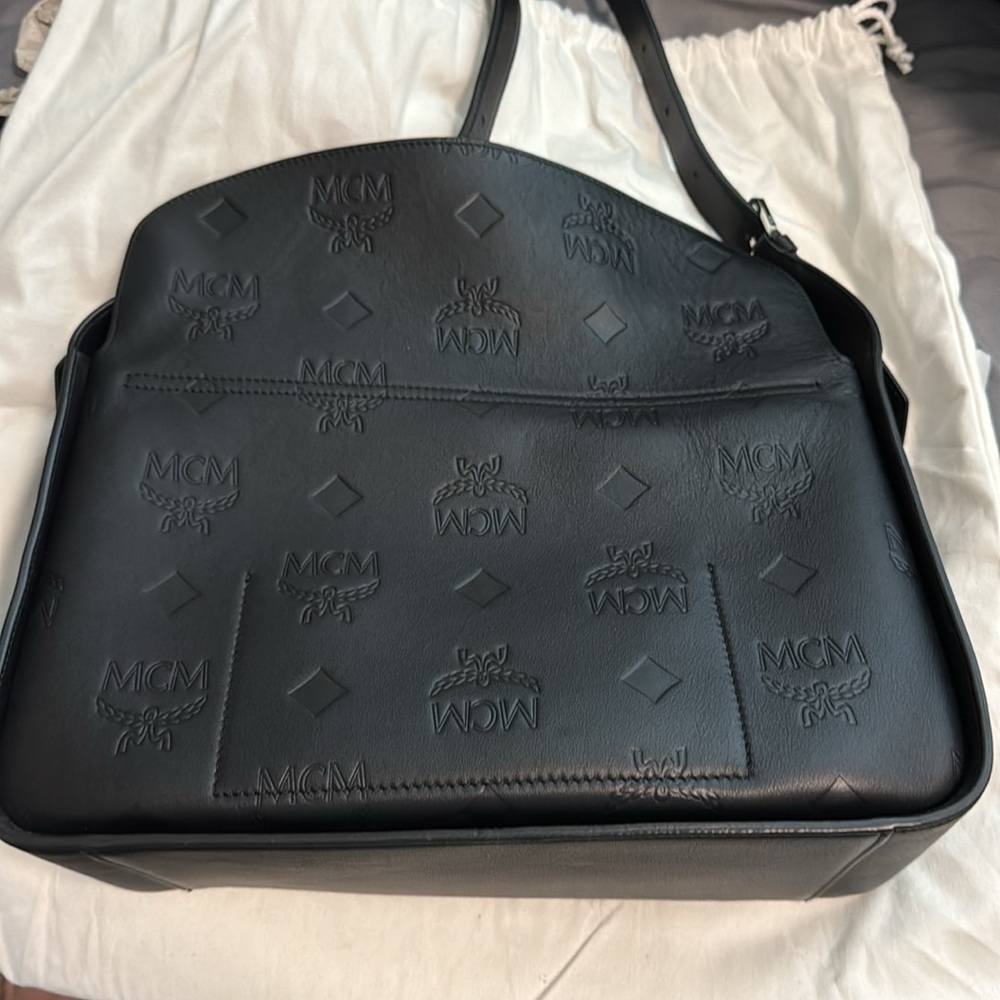 MCM Aren Flap Hobo Bag in Embossed Monogram - Picture 5 of 7